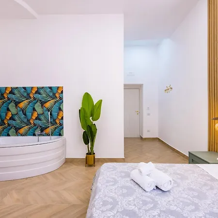 Essentia Neapel