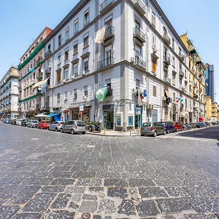 Essentia 4*