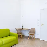 B&B Essentia