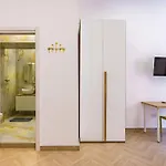 Essentia B&B