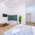 Essentia