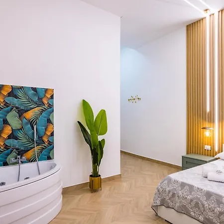 Essentia 4*