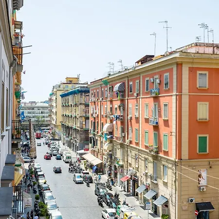 Bed & Breakfast Essentia Neapel